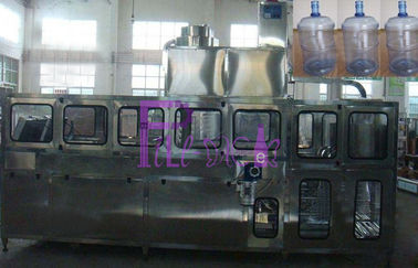 স্বয়ংক্রিয় 3 মধ্যে 1 গ্যাস ভরাট লাইন Gallon বোতল Sealing মেশিন সঙ্গে 600 ব্যারেল / এইচ