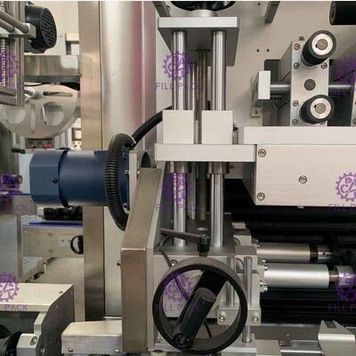 পিএটি / পিভিসি লেবেল 250 BPM জন্য স্বয়ংক্রিয় ডাবল খাওয়ানোর টাইপ বোতল লেবেল মেশিন