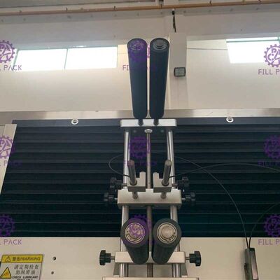 রস বোতল লেবেল মেশিন