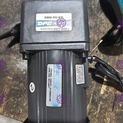 6000BPH সঞ্চয় টেবিলের সাথে রোটারি বোতল খাওয়ানো