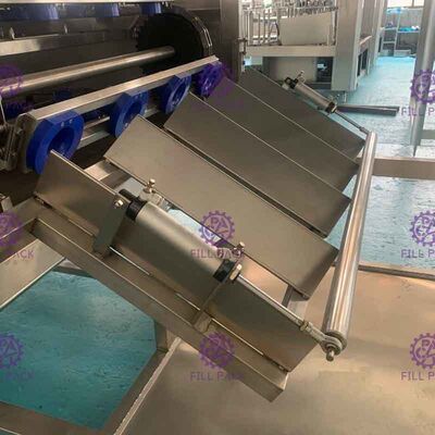 QGF - 600 5 গ্যালন ওয়াটার ফিলিং মেশিন খনিজ পানি ভর্তি সিস্টেম