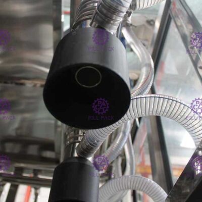 বেল্ট ক্যাপিং টাইপ ওয়াইন বোতল ক্যাপ কাঁটা কাঁটাচামচ লেভেলের সঙ্গে ফিল্টার নিয়ন্ত্রিত