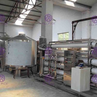 এসিপটিক পানি সংগ্রহস্থল ট্যাঙ্কের সাথে 12TPH ফাইবারগ্লাস হাউজিং রো ওয়াটার ট্রিটমেন্ট সিস্টেম