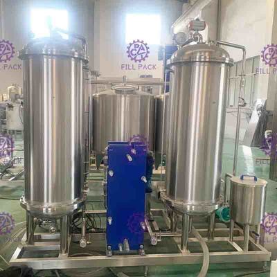 সফট ড্রিঙ্ক প্রসেসিং লাইনের জন্য 3000L থ্রি ট্যাঙ্কস কোক কোলা কার্বনেটেড ড্রিংক মিক্সার