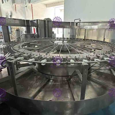 46 ভ্যাকুয়াম পাম্প সঙ্গে নজল আধা স্বয়ংক্রিয় তরল ভর্তি মেশিন ভর্তি