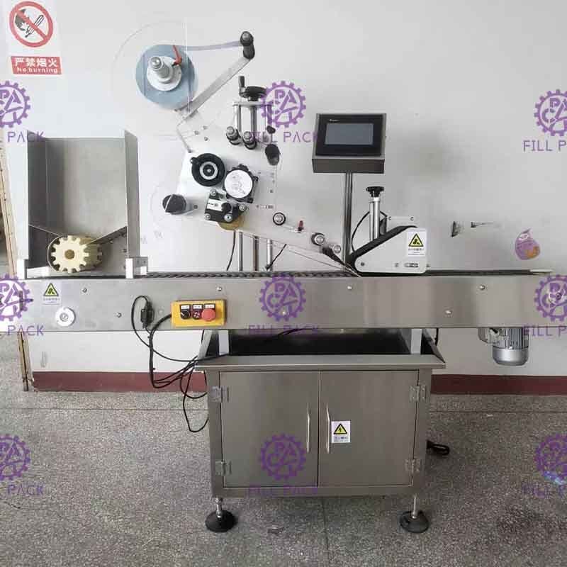 স্ব আঠালো পিইটি / প্লাস্টিক স্টিকার রাউন্ড বোতল লেবেলিং / লেবেলার মেশিন / সরঞ্জাম / লাইন / উদ্ভিদ / সিস্টেম / ইউনিট