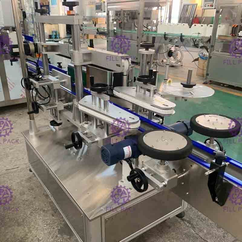 স্ব আঠালো পিইটি / প্লাস্টিক স্টিকার স্কয়ার ফ্ল্যাট বোতল লেবেলিং / লেবেলার মেশিন / সরঞ্জাম / উদ্ভিদ / সিস্টেম